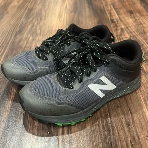 New Balance Boys 2 Tennis Shoes